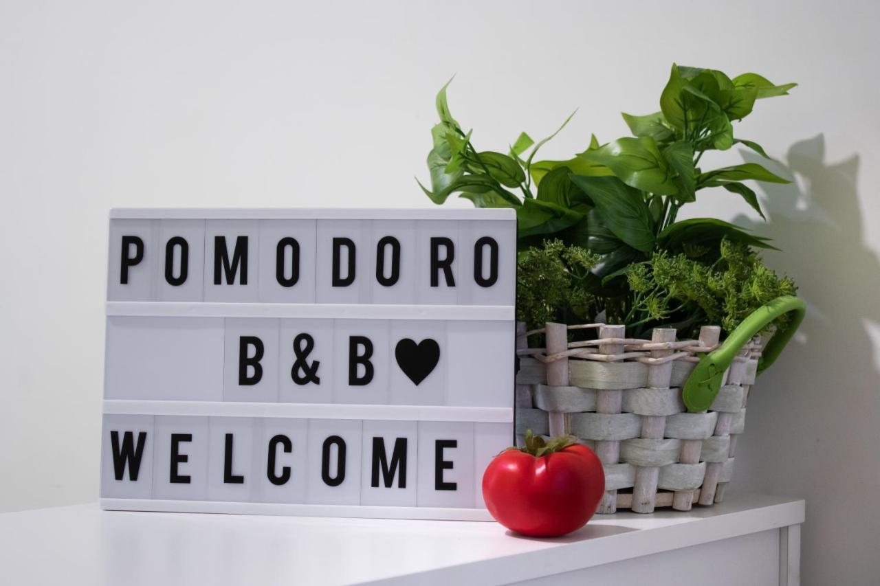 ナポリ Pomodoro Ac Bed & Breakfast エクステリア 写真